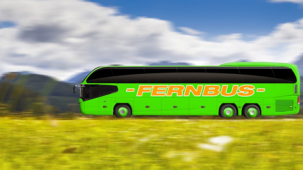 Rechte Verspätung Fernbus